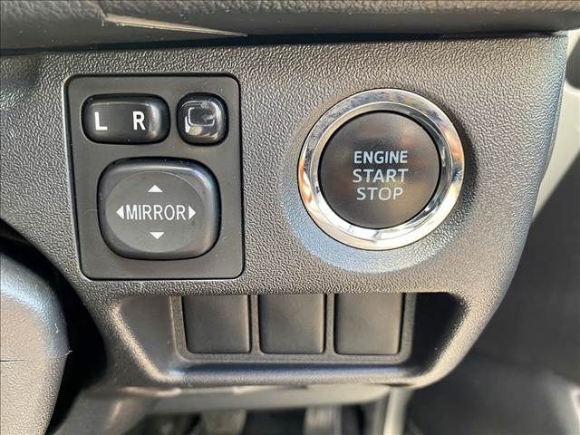 TOYOTA REGIUSACE van 4WD 2015