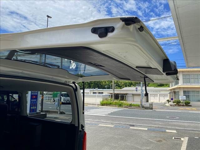 TOYOTA REGIUSACE van 4WD 2015