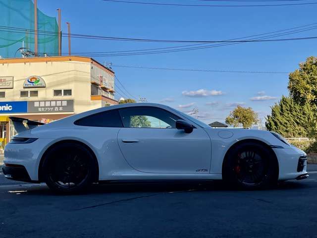 PORSCHE PORSCHE 911 2023