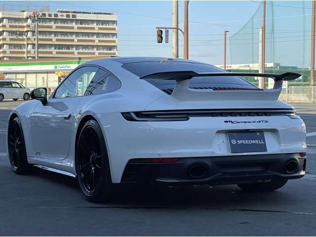 PORSCHE PORSCHE 911 2023