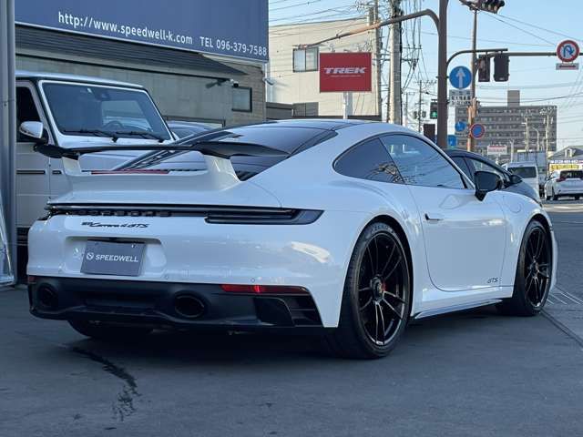 PORSCHE PORSCHE 911 2023