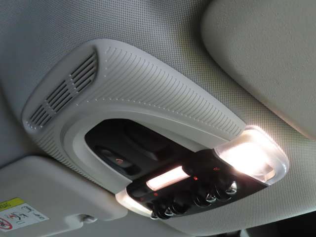 BMW MINI COOPER D CROSSOVER 2023