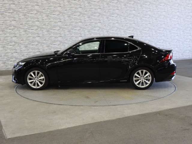 TOYOTA LEXUS IS300h 2014