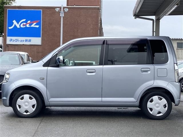 MITSUBISHI eK WAGON 2012