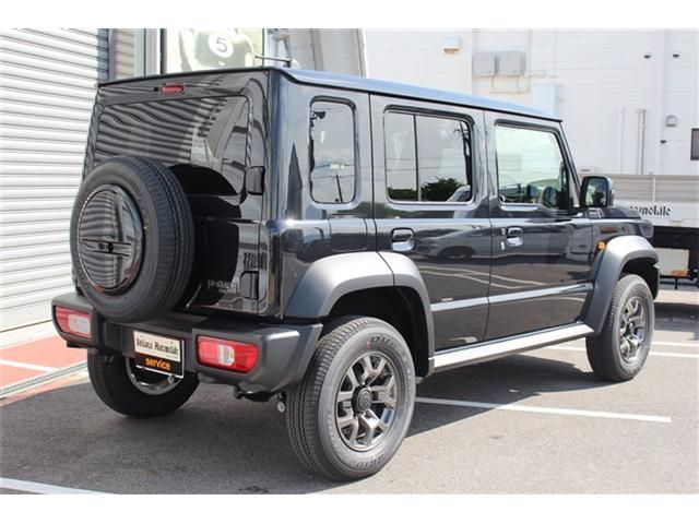 SUZUKI JIMNY NOMADE 2025