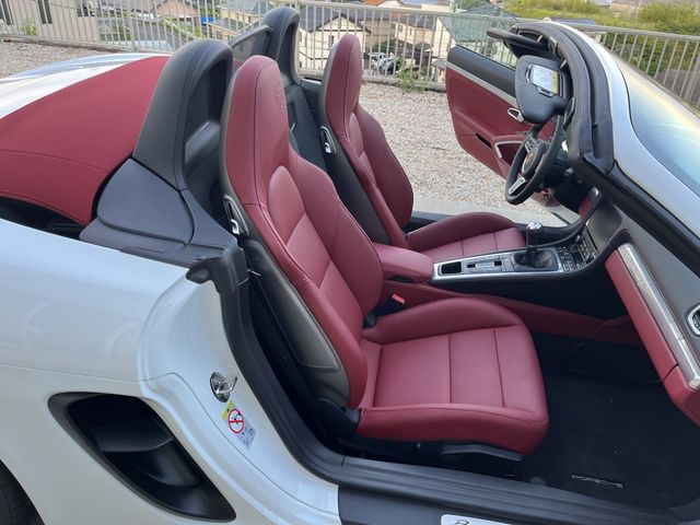 PORSCHE PORSCHE 718BOXSTER 2023