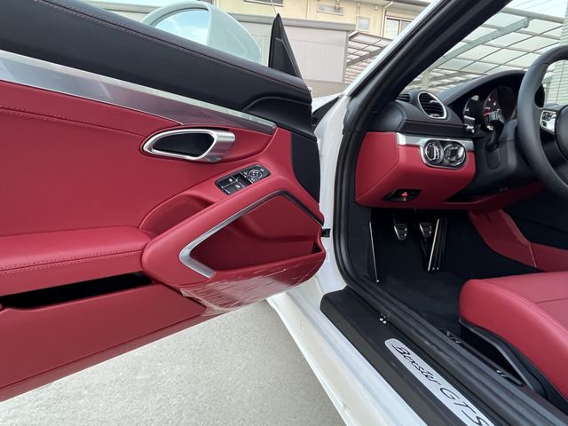 PORSCHE PORSCHE 718BOXSTER 2023