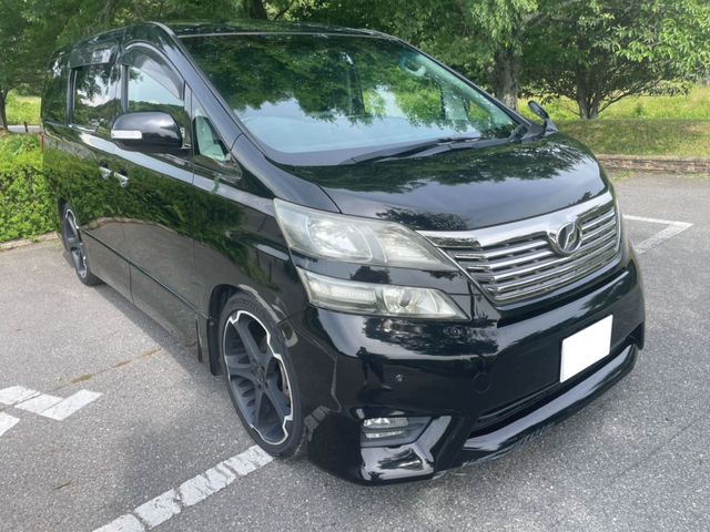 TOYOTA VELLFIRE 2010