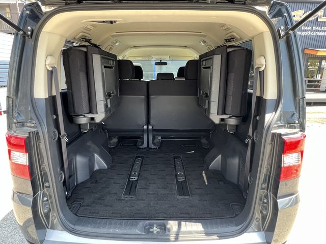 MITSUBISHI DELICA D:5 4WD 2016