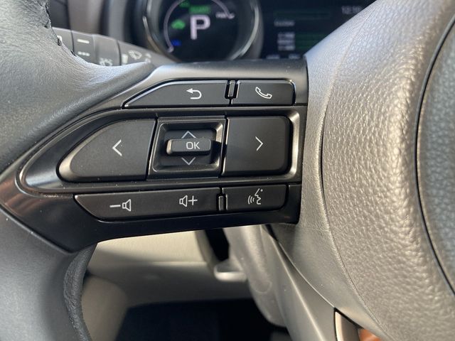 TOYOTA YARIS HYBRID 2021