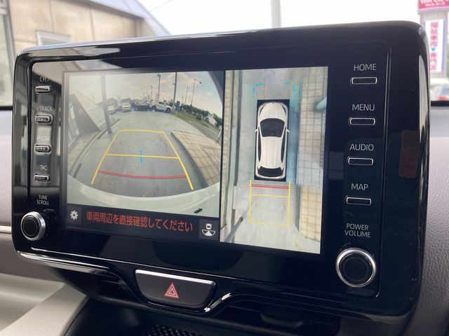 TOYOTA YARIS HYBRID 2021