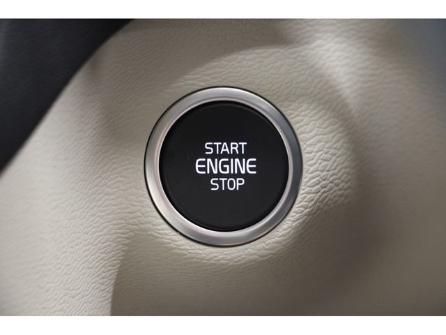 VOLVO VOLVO XC40 2022