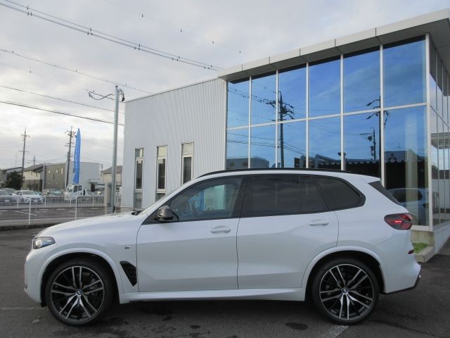 BMW BMW X5 2024