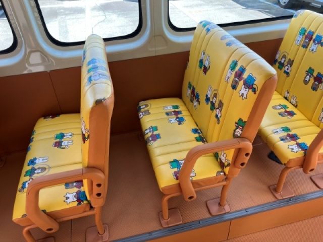 TOYOTA HIACE COMMUTER 2010