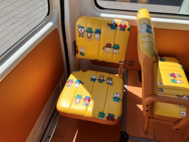 TOYOTA HIACE COMMUTER 2010