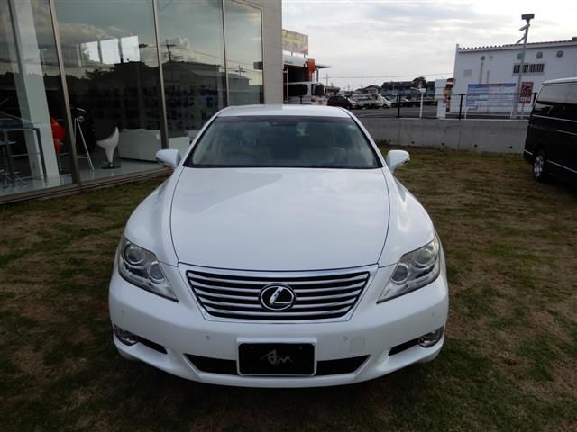 TOYOTA LEXUS LS460 2009