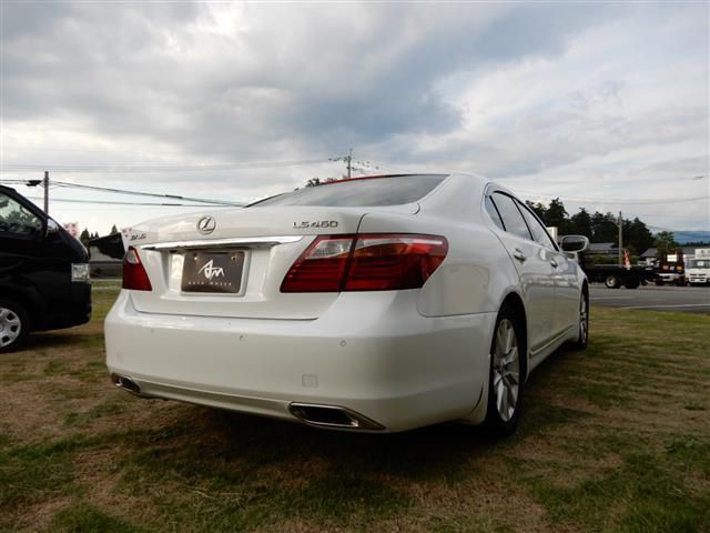 TOYOTA LEXUS LS460 2009