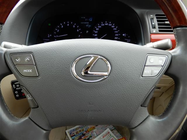 TOYOTA LEXUS LS460 2009