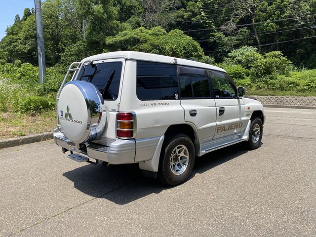 MITSUBISHI PAJERO wagon 1997