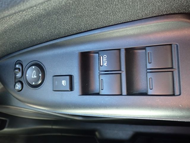 HONDA SHUTTLE HYBRID 2022