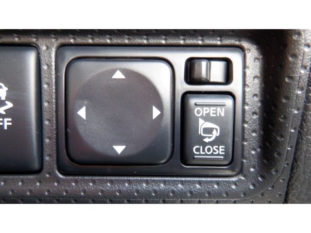 NISSAN NV150 AD 2WD 2018