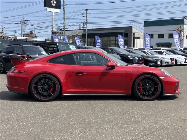 PORSCHE PORSCHE 911 2018