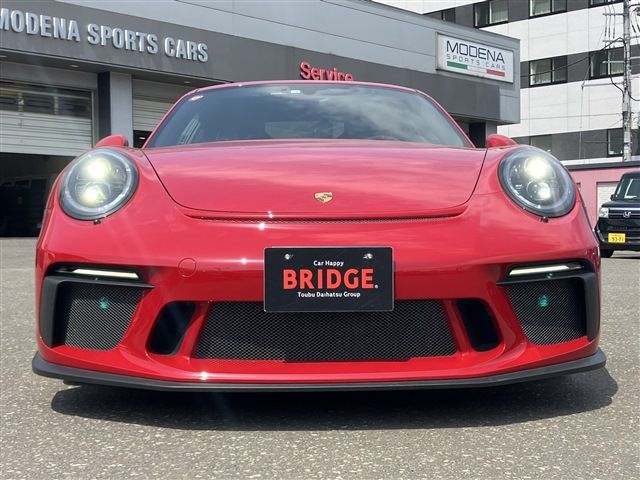 PORSCHE PORSCHE 911 2018