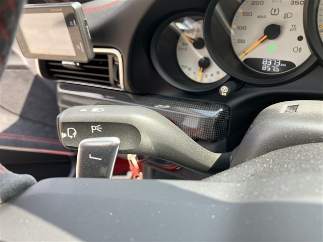 PORSCHE PORSCHE 911 2018