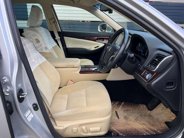 TOYOTA CROWN sedan 2013