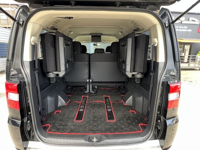 MITSUBISHI DELICA D:5 4WD 2016