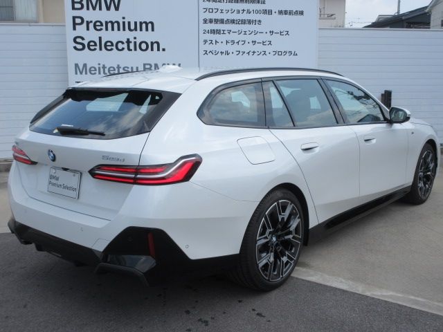 BMW BMW 5series TOURING 2024