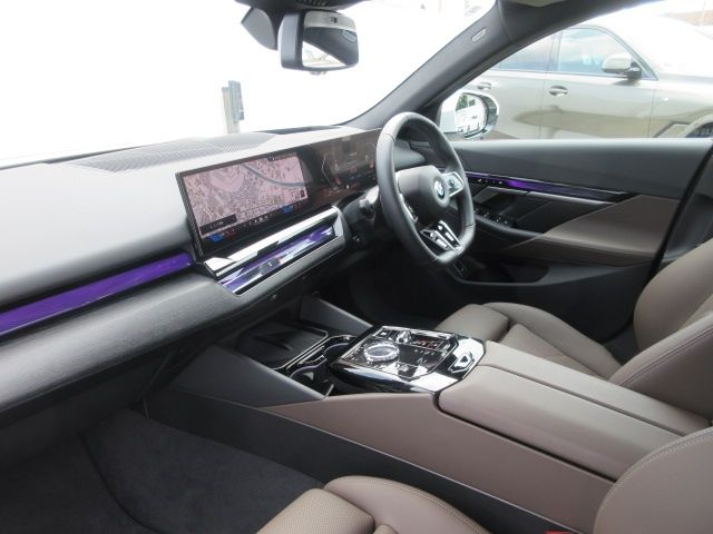 BMW BMW 5series TOURING 2024