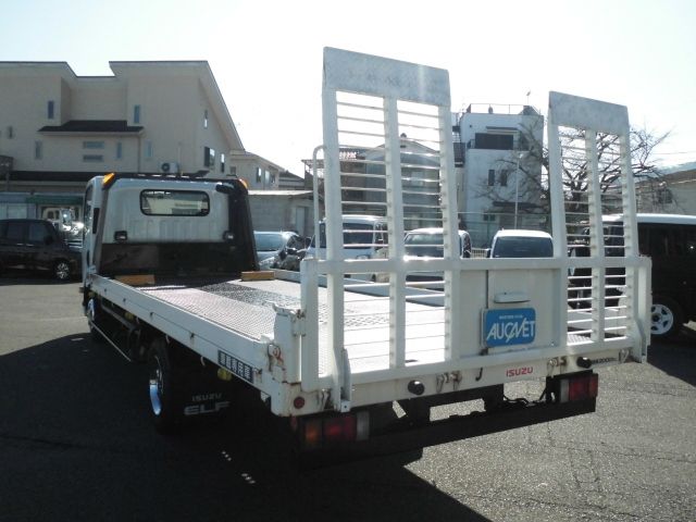 ISUZU ELF 2017