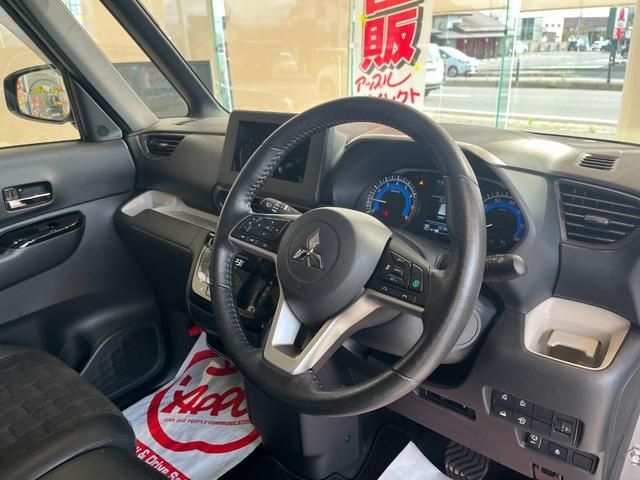 MITSUBISHI DELICA MINI 2023