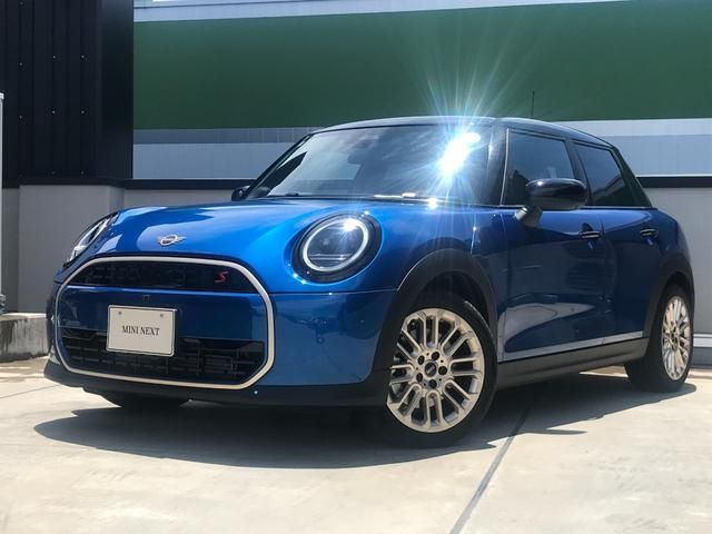 BMW MINI COOPER 5DOOR 2024