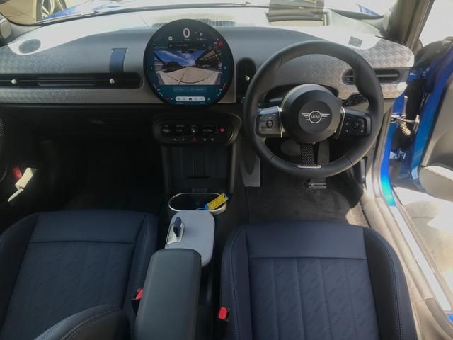 BMW MINI COOPER 5DOOR 2024