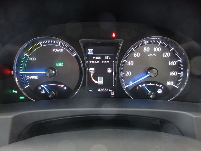 TOYOTA CROWN MAJESTA HYBRID 2016