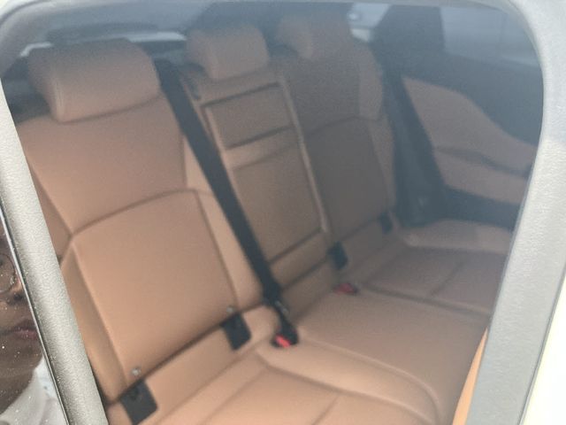 TOYOTA CROWN SPORT 2024