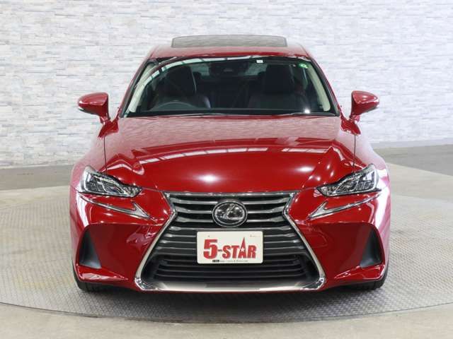 TOYOTA LEXUS IS300 2018