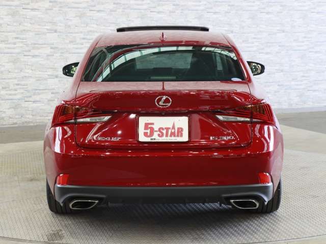 TOYOTA LEXUS IS300 2018