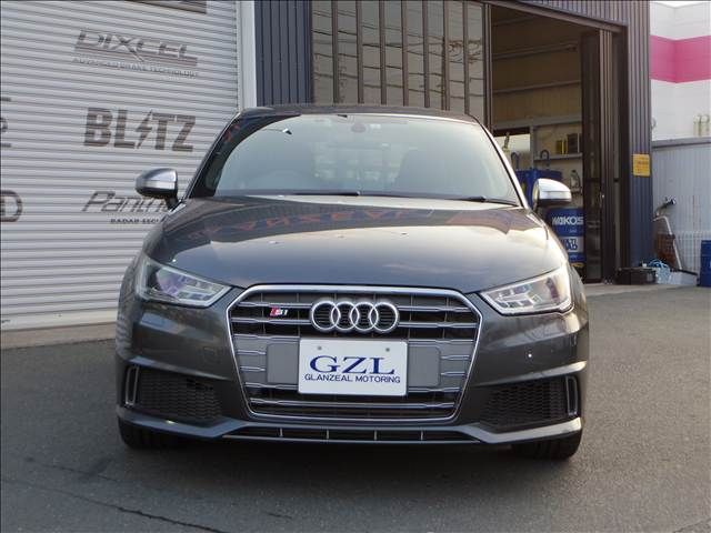 AUDI AUDI S1 2015