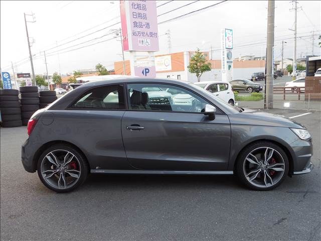 AUDI AUDI S1 2015