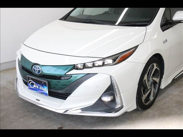 TOYOTA PRIUS PHV 2017