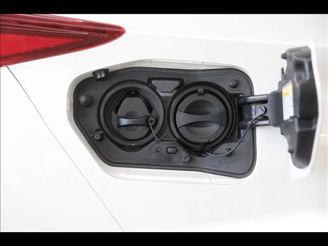 TOYOTA PRIUS PHV 2017