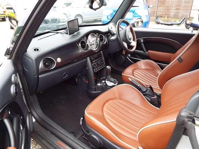 BMW BMW MINI COOPER open 2009