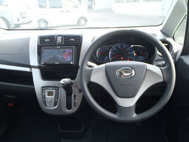 DAIHATSU MOVE CUSTOM 2013