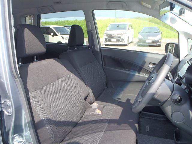 DAIHATSU MOVE CUSTOM 2013