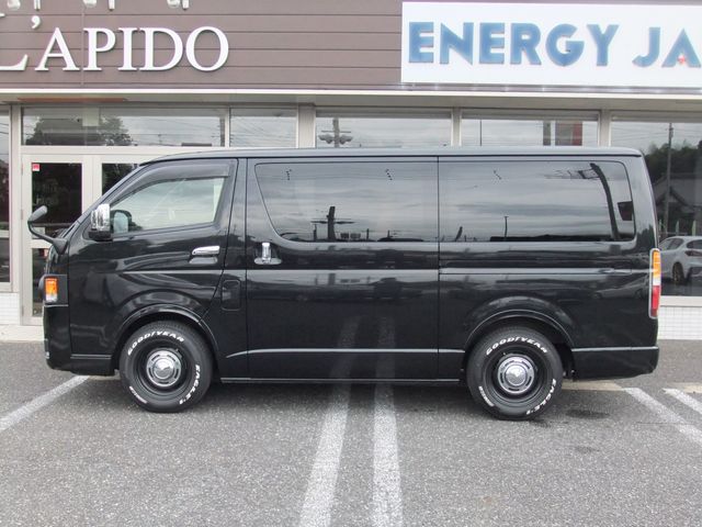 TOYOTA HIACE van 2WD 2023
