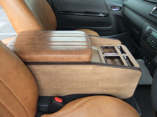 TOYOTA HIACE van 2WD 2023