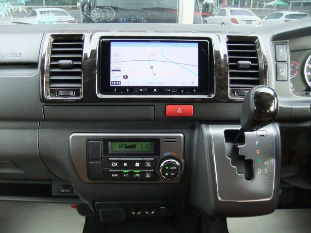 TOYOTA HIACE van 2WD 2023